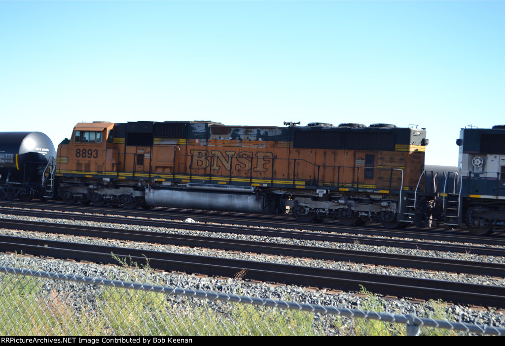 BNSF 8893